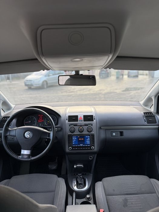 Volkswagen Touran 2007 год , 2.0 дизель , Автомат !