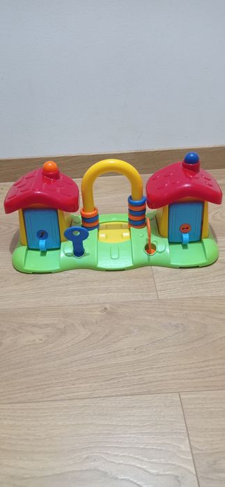 Garaż zamykany na klucz dla samochodów