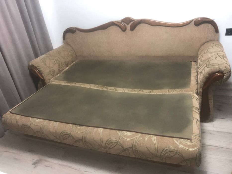 Диван, безкоштовно, самовивіз, 5 поверх без ліфту