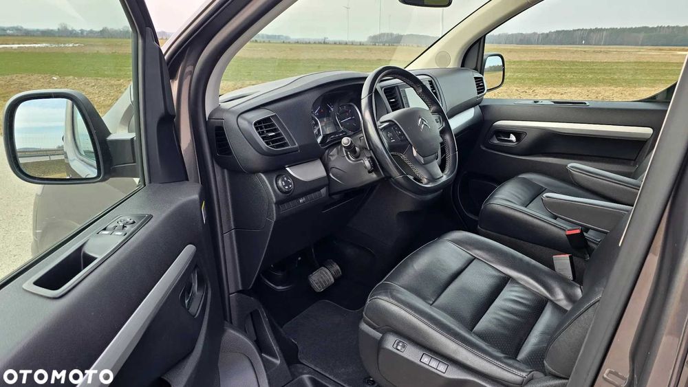 Wynajem busa, 8 osób, kat. B