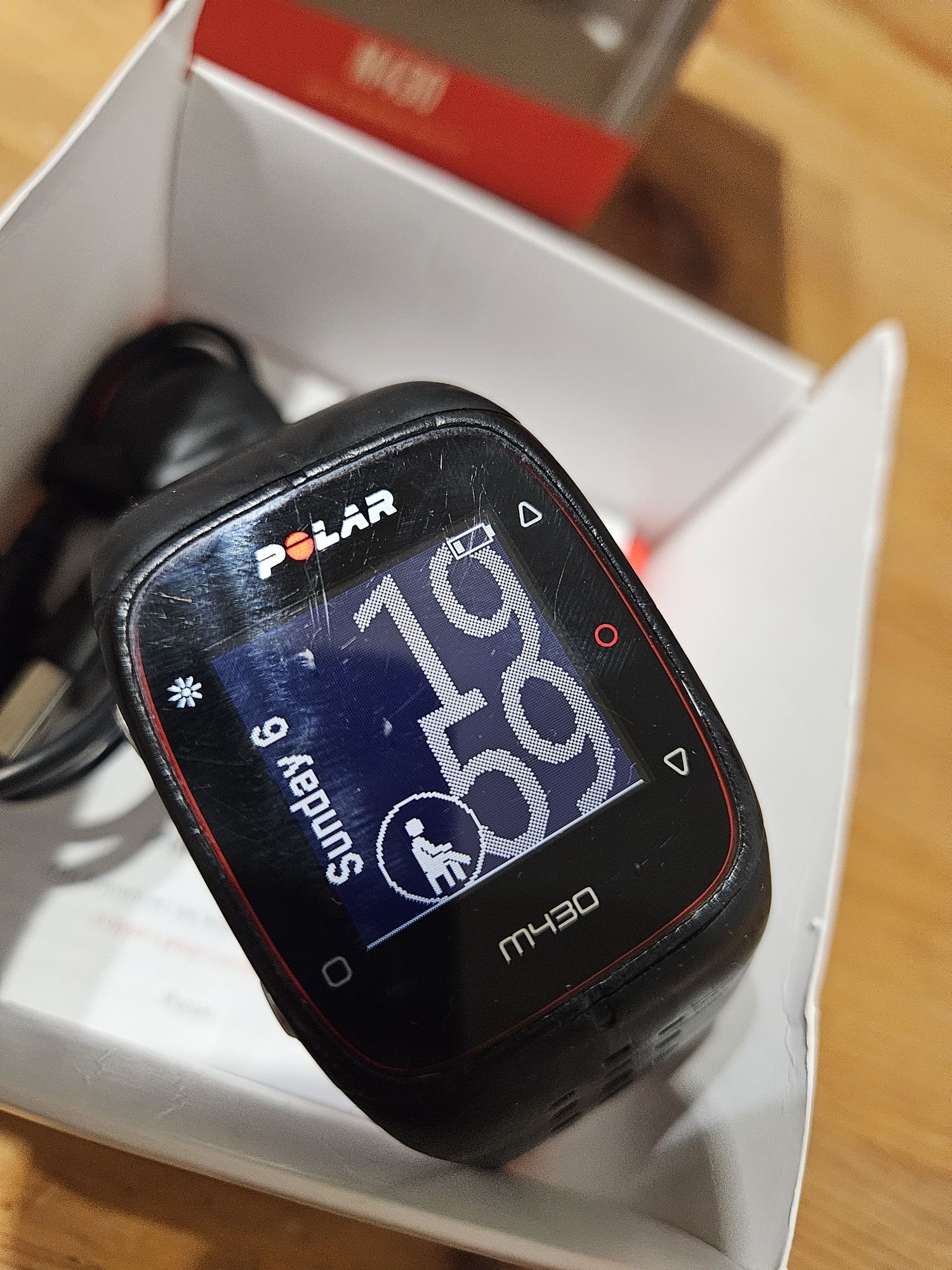 Zegarek, smartwatch Polar M430 czarny polecam