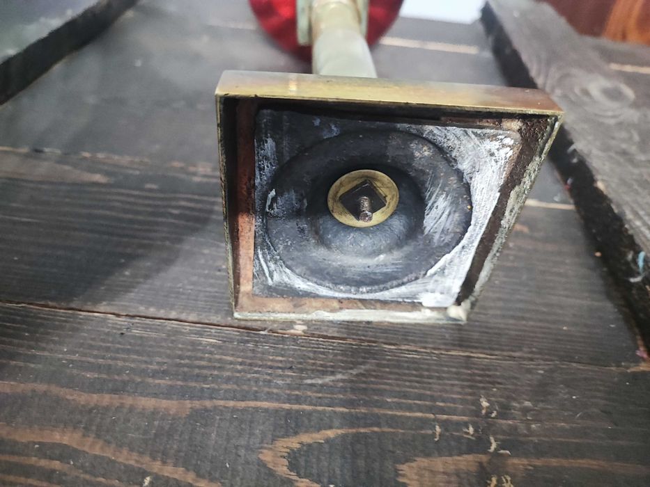 Kolumnowa lampa naftowa marmur mosiądz