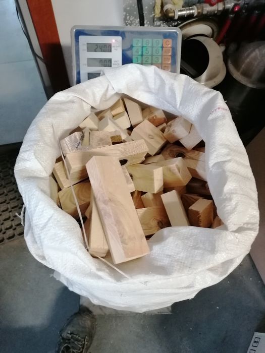 Drzewo do palenia lub na rozpałkę