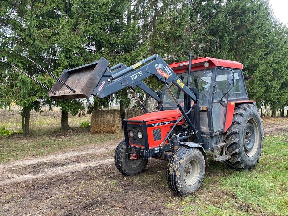 Zetor 7011 z turem