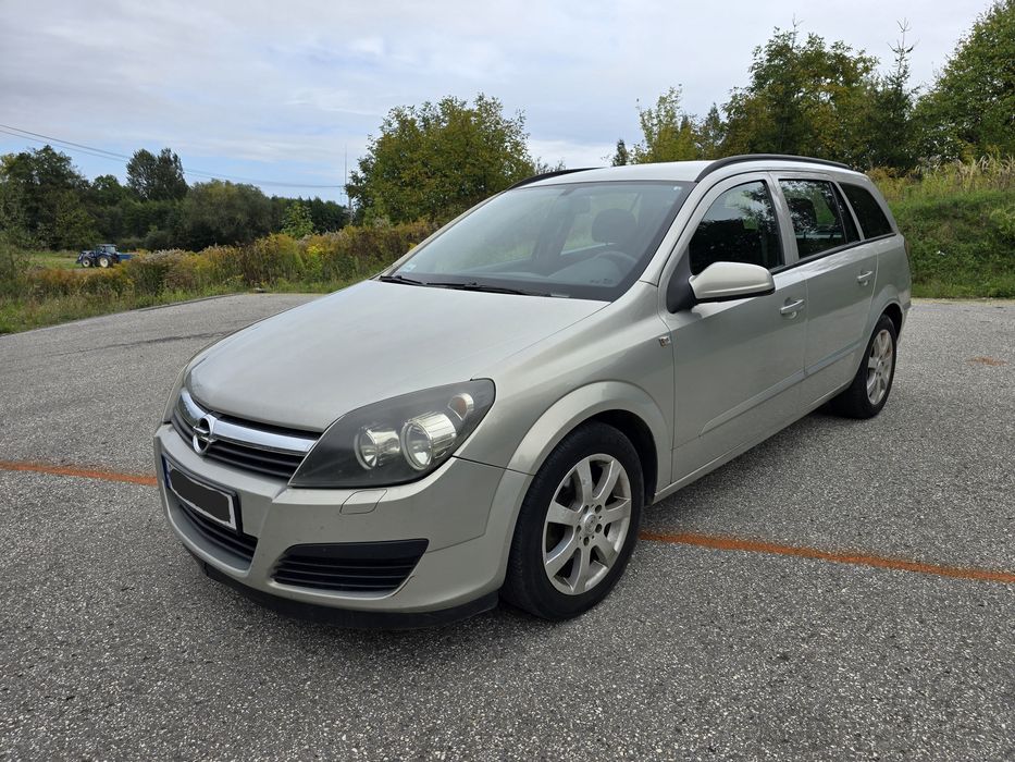 Opel Astra H 1.6 16v z gazem LPG Klima Alufelgi Hak