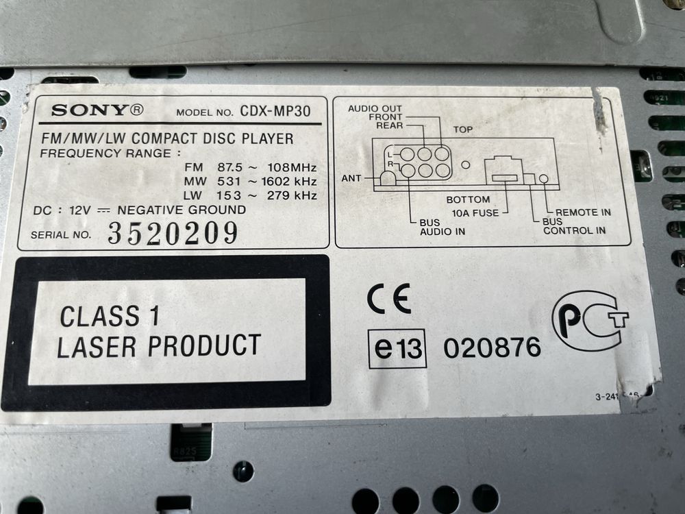 Sony CDX-MP30 Radioodtwarzacz CD z pilotem RM-X114