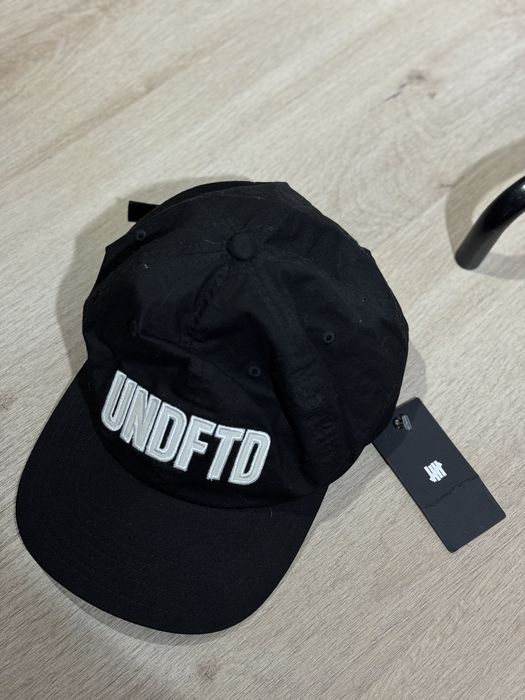 Нова кепка undefeated supreme obey оригинал