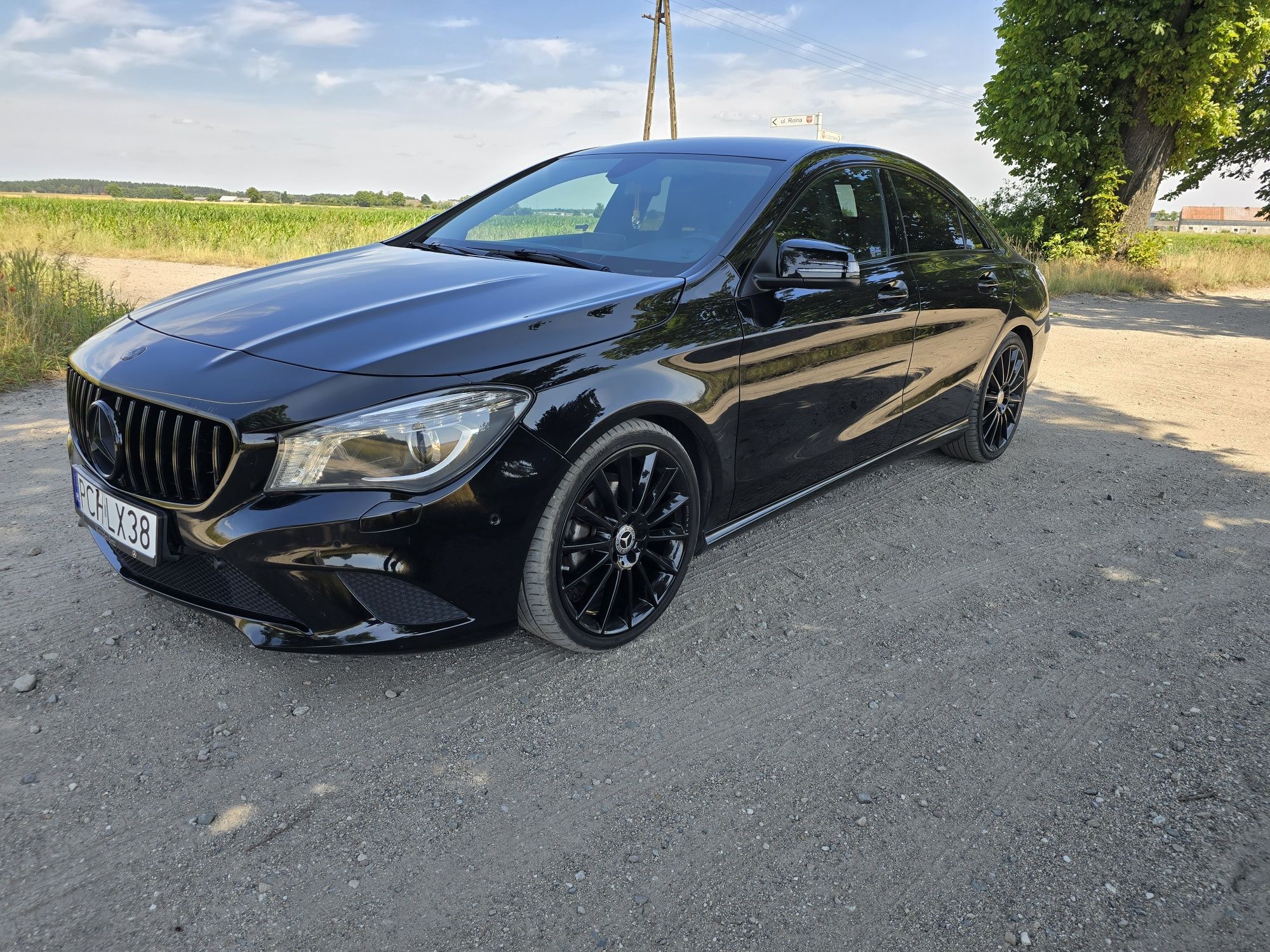 Mercedes CLA 180 polski salon