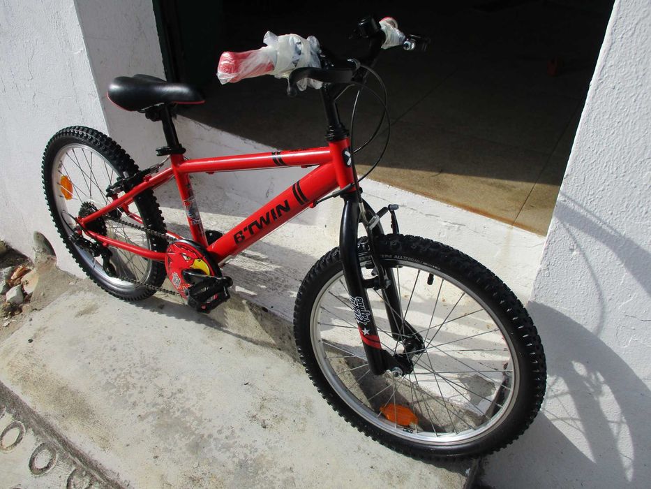 Bicicleta B’Twin roda 20 Vermelha 5 Velocidades