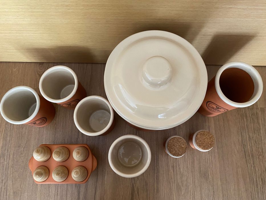 Conjunto em terracotta portuguesa para cozinha