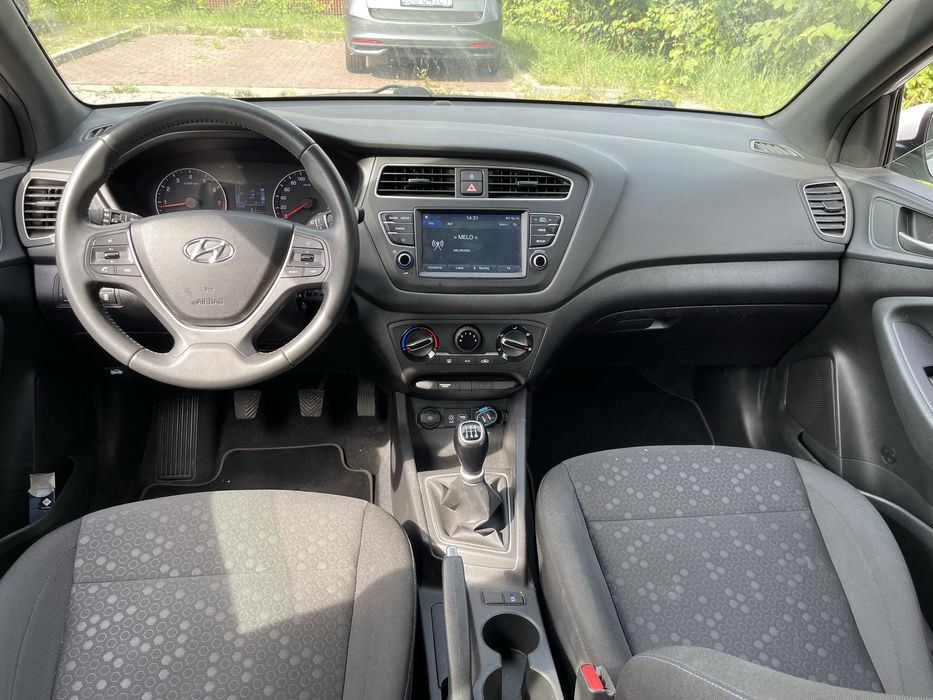 Hyundai i20 lift kamera tablet klima led serwis