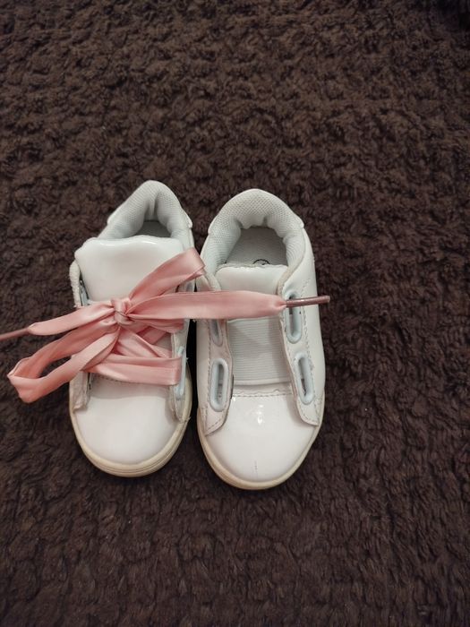 Calçado variado bebé criança