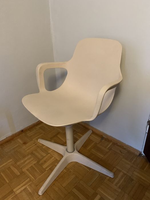 Krzesło obrotowe ikea odger