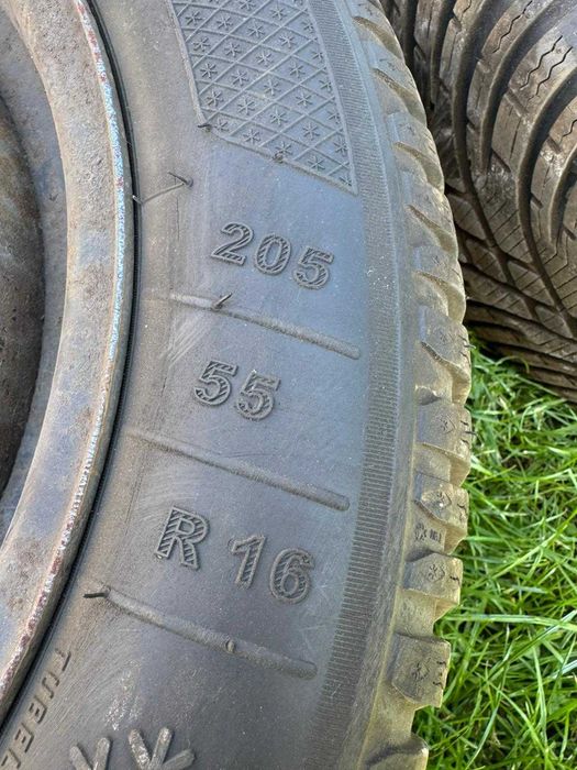 Koła: Felgi 5x114,3 + Kleber Krisalp HP3 205/55 R16 8mm Stan Idealny