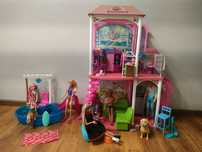 Domek Barbie + lalki+ meble