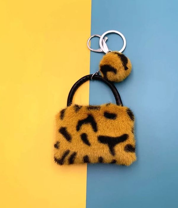 Pluszowy breloczek do torebki