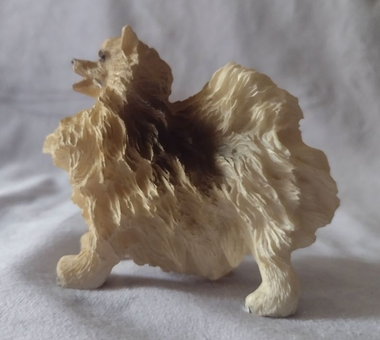 Szpic miniaturowy figurka