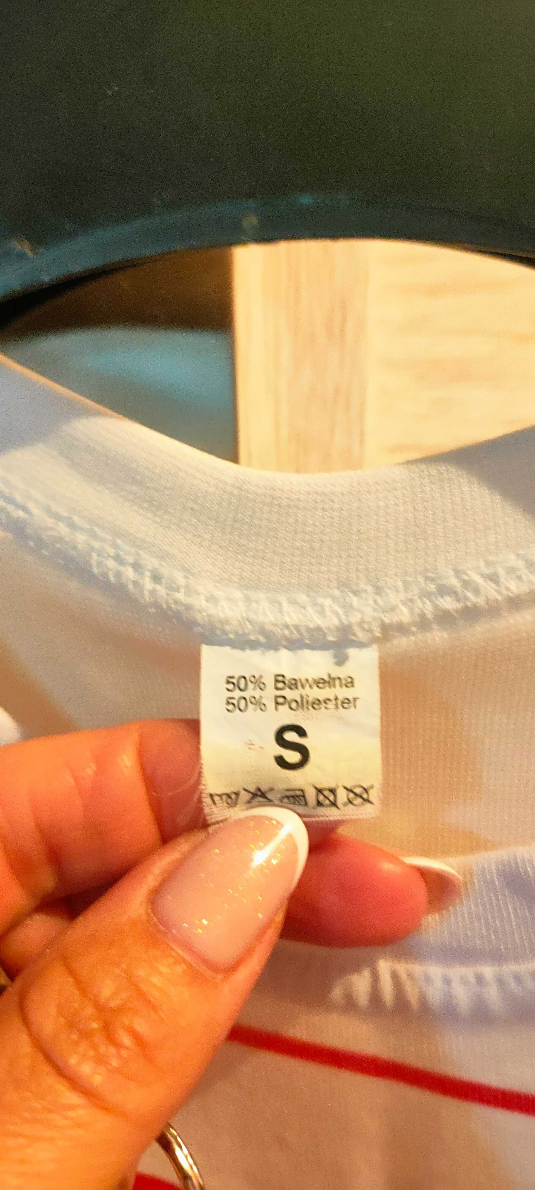 T-shirt z nadrukiem rozmiar S