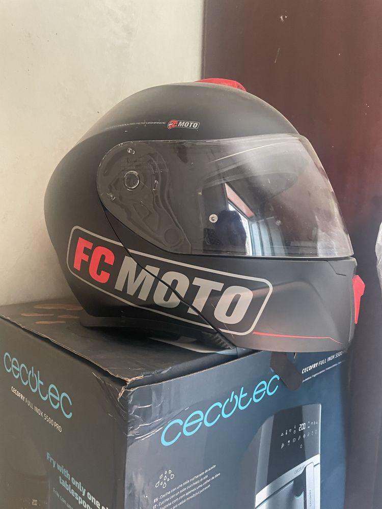 Vendo capacete FC-Moto