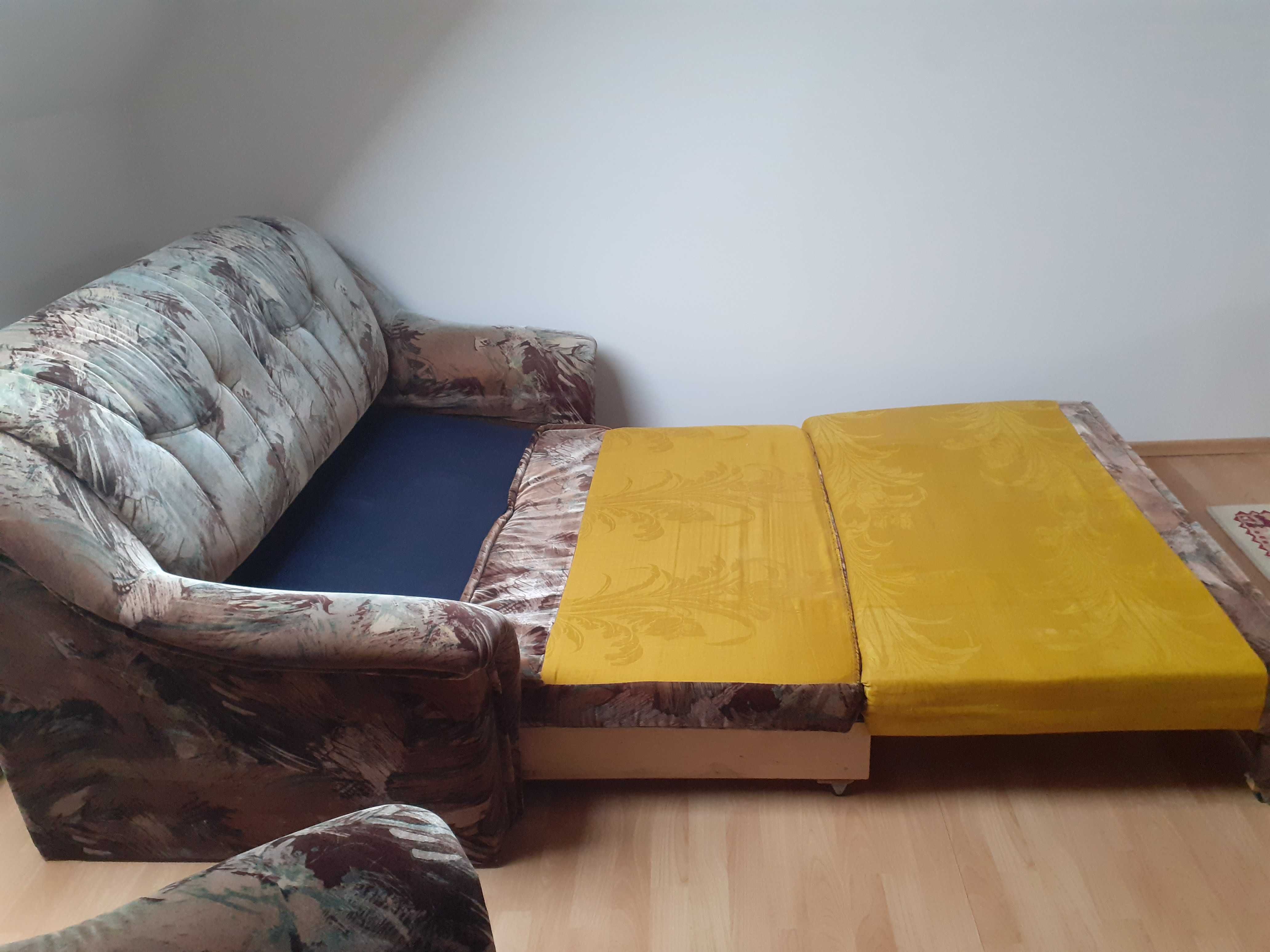 Sofa rozkładana w dobrym stanie - nowa tańsza cena