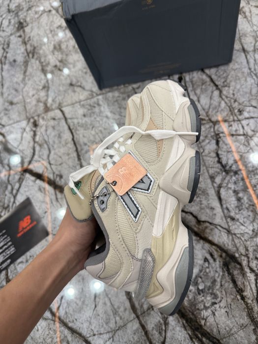 New Balance 9060 damskie 36 bezowe nowe