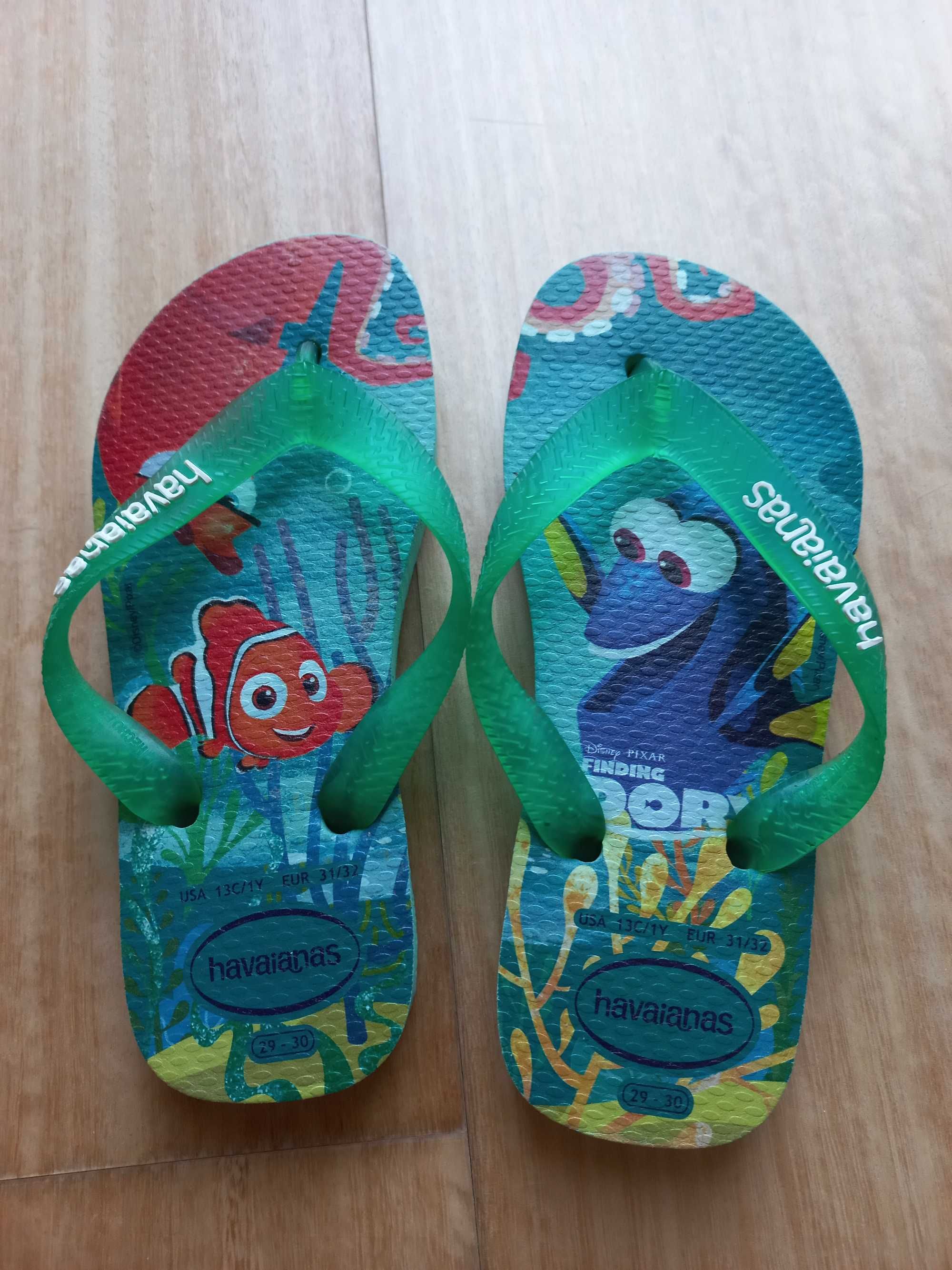 2 pares Havaianas NOVAS - nr 29/30