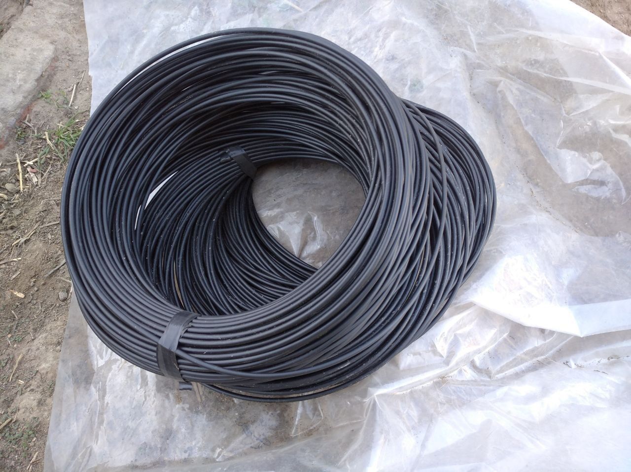 Оптоволоконный кабель на 8 волокон оптоволокно