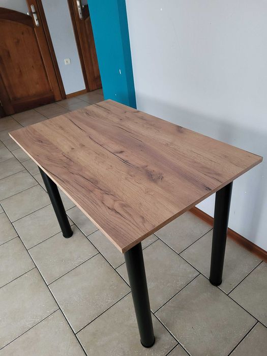 Stół na sprzedaż - dąb złoty - nowy - 60x100 cm