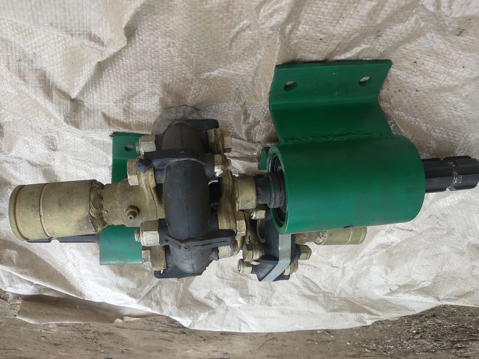 Мягкое соединение на опрыскиватель, косарку, прес, травянку