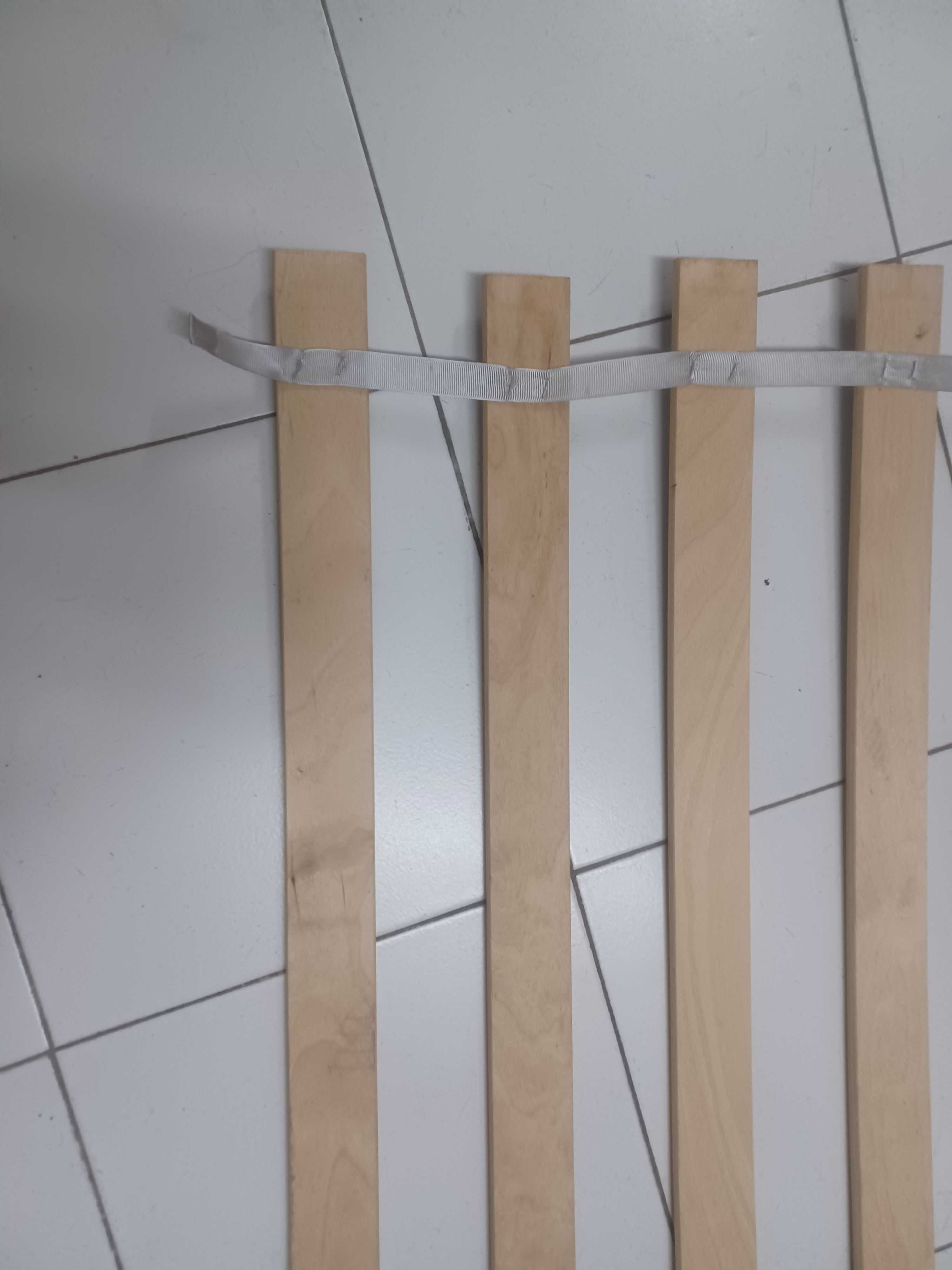 Estrado ripas IKEA (90cm x 190cm) (1unidade)
