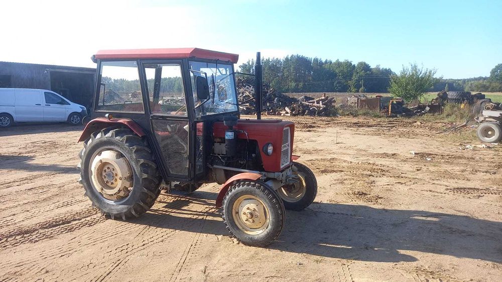 Sprzedam ciągnik C328- 330