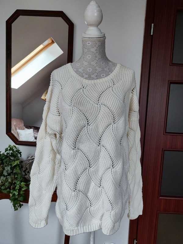 Sweter sweterek warkocz gruby splot biały ecru kremowy basic M 38