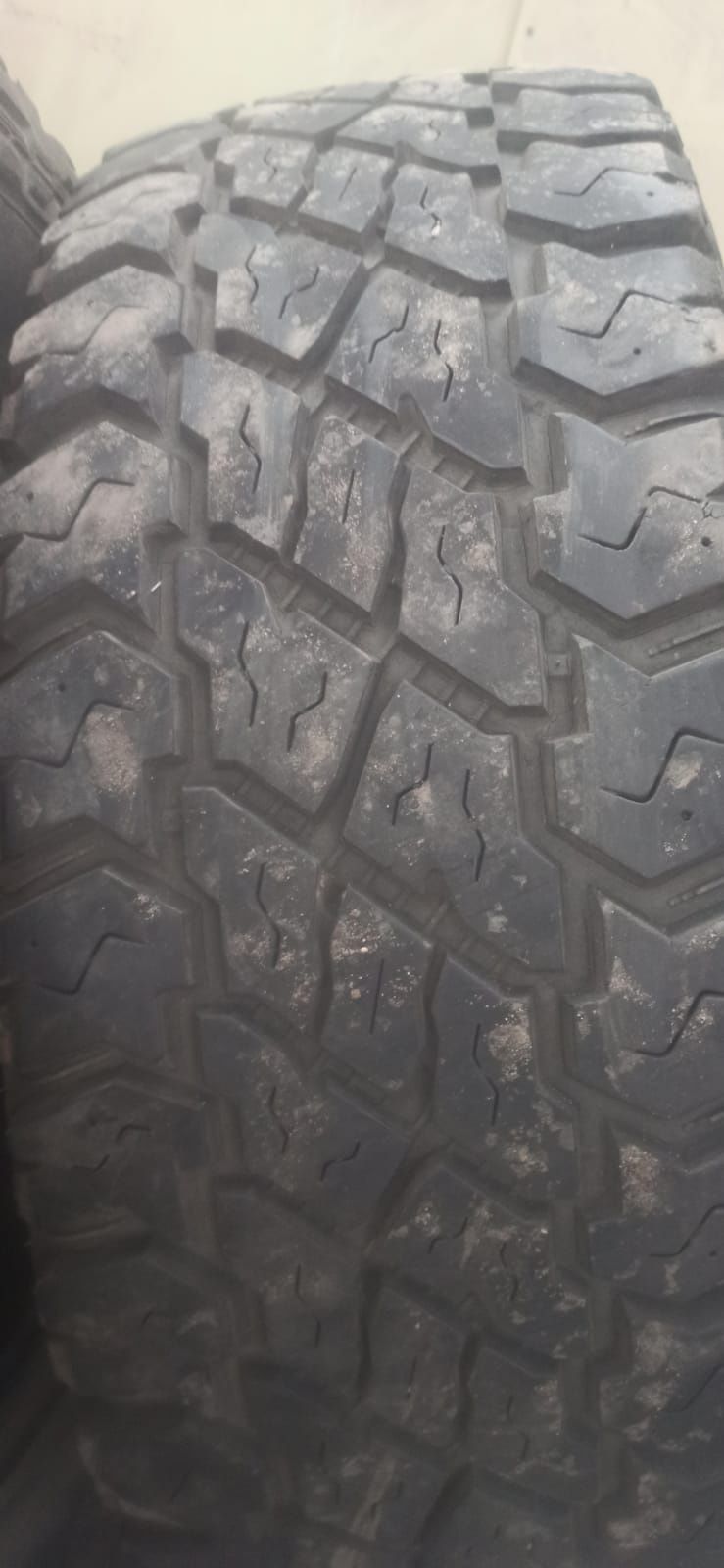 Cooper Discoverer S/T MAXX 285/70 R17 121/118Q