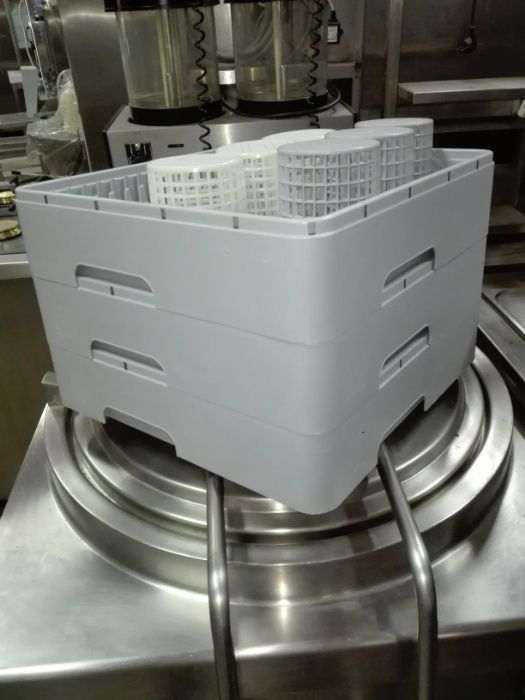 Cesto plástico p/ máquina de lavar louça 450x450 mm (novos)
