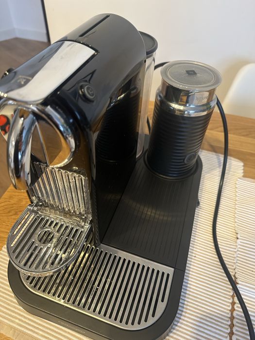 Ekspres kapsułkowy DELONGHI EN265 nespresso
