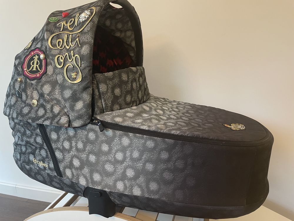Gondola cybex priam 2.0 rebellious lux