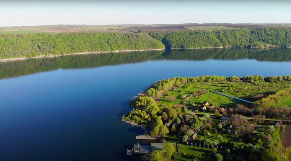 Продається право оренди 2,35 га, с.Пижівка,Кам'янець-Подільський р-н.