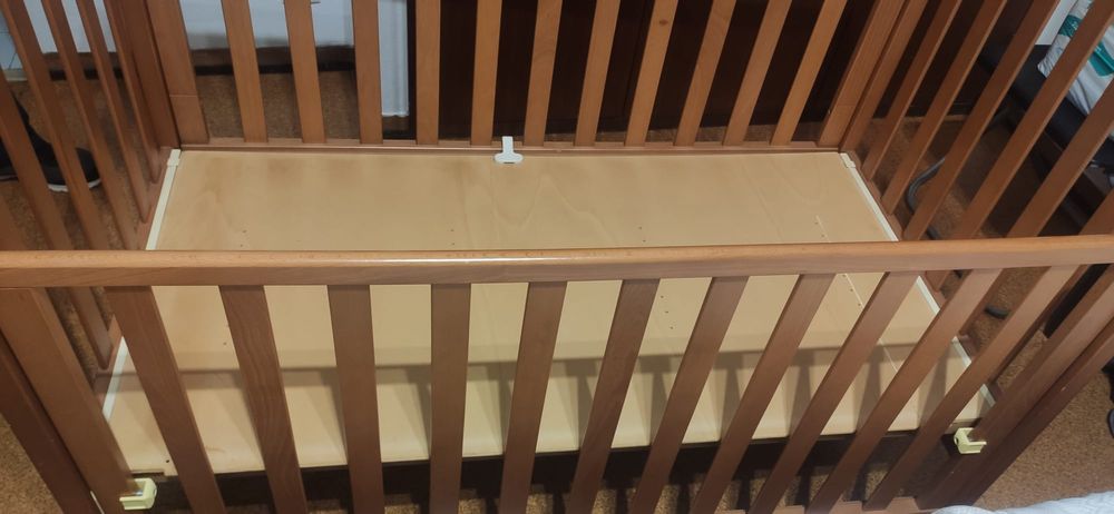 cama de grades  para bebê ou crianças  prénatal