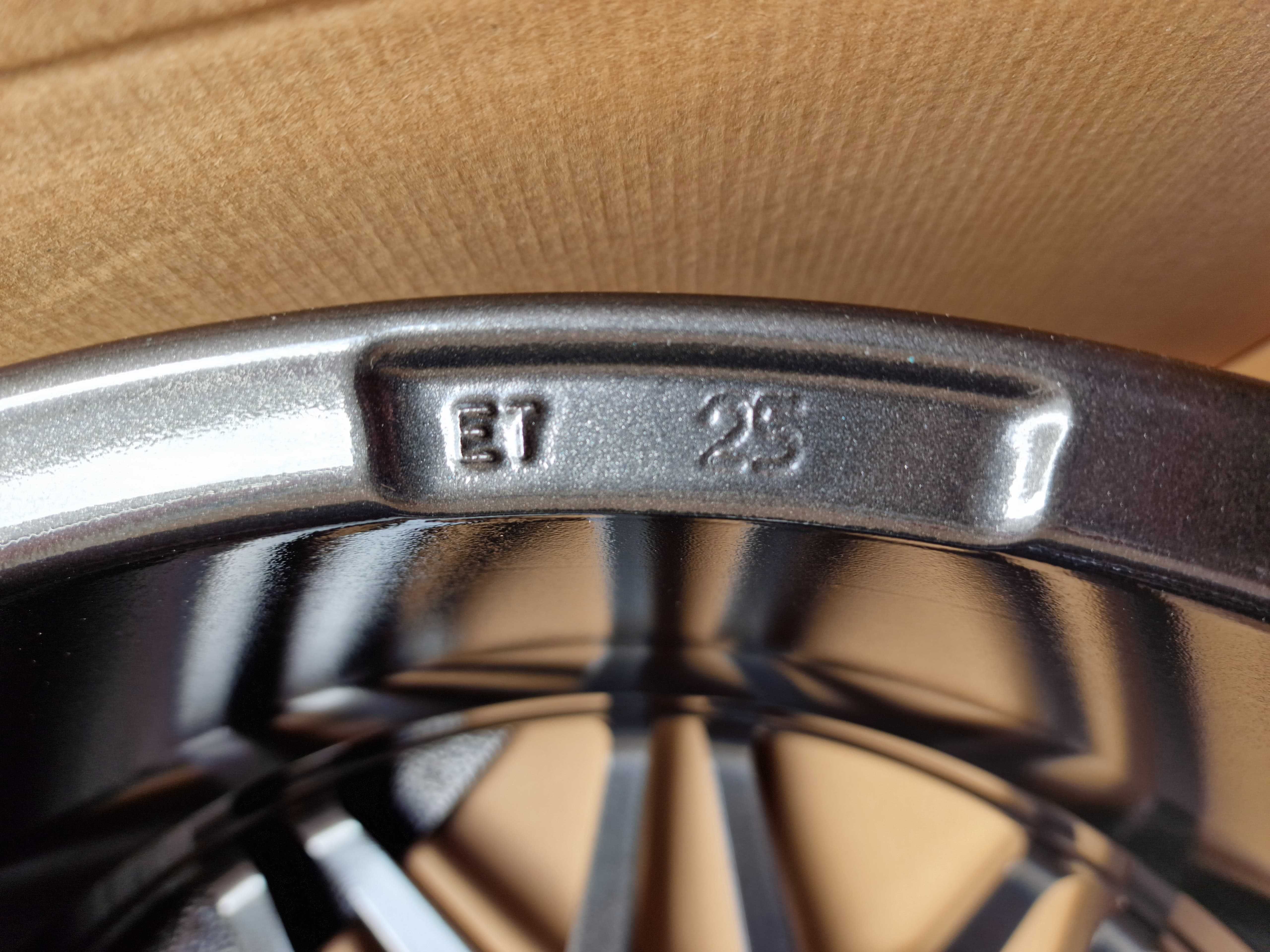 NOWE ALUFELGI 19" AUDI A5 S5 RS5 B8 F2 - 66.6 5x112 Grafit Poler