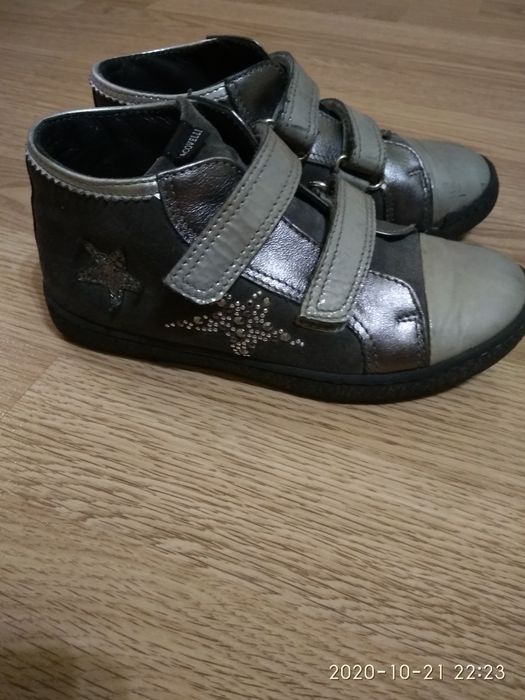 Ботинки, туфли на девочку