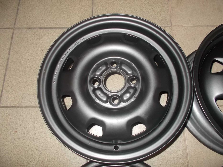 Felgi HYUNDAI GETZ KIA PICANTO SWIFT IV 5Jx14 ET46 4x100 piaskowane