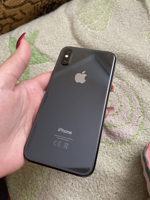iPhone xs -64 бг на запчясти