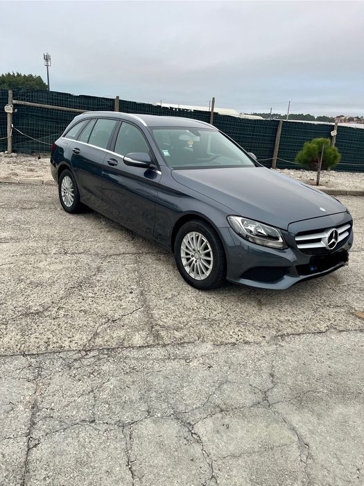 Mercedes C 180 à venda em perfeitas condições