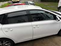Komplet drzwi prawa strona Toyota Auris II kolor 040