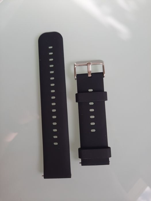 Sylikonowy czarny pasek do zegarków i smartwatchów 22mm
