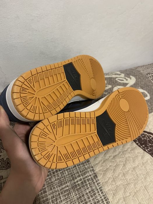 Nike dunk low pro iso sb navy gum