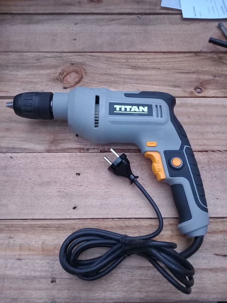 Wiertarka udarowa Titan 230 V 600 W