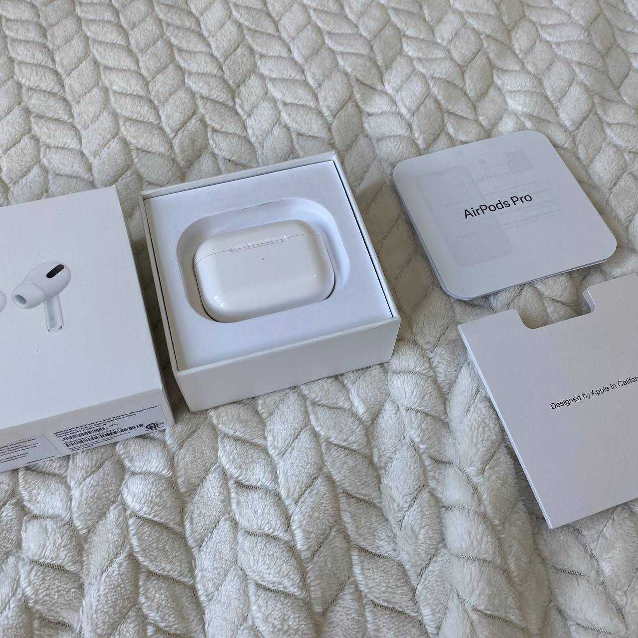 Продам наушники Apple AirPods про