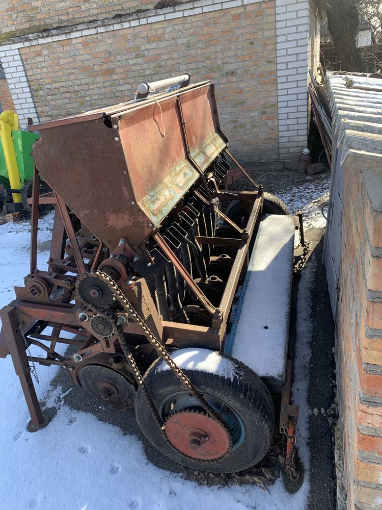 Сівалка 1.8 сошникова