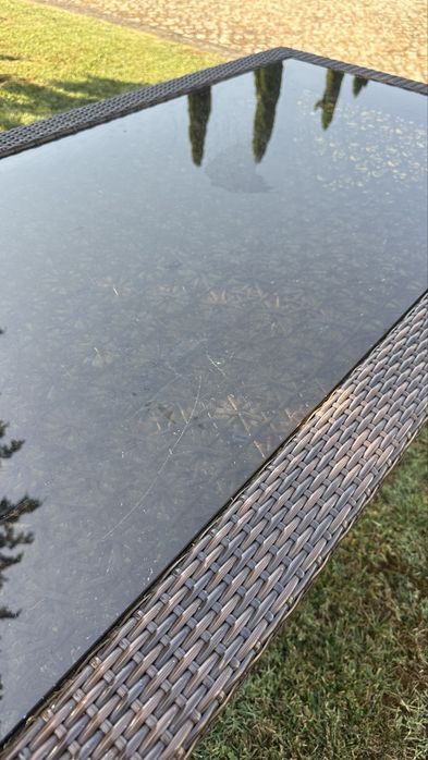 Mesa de Jardim em Vime Sintético com Tampão de Vidro Temperado
